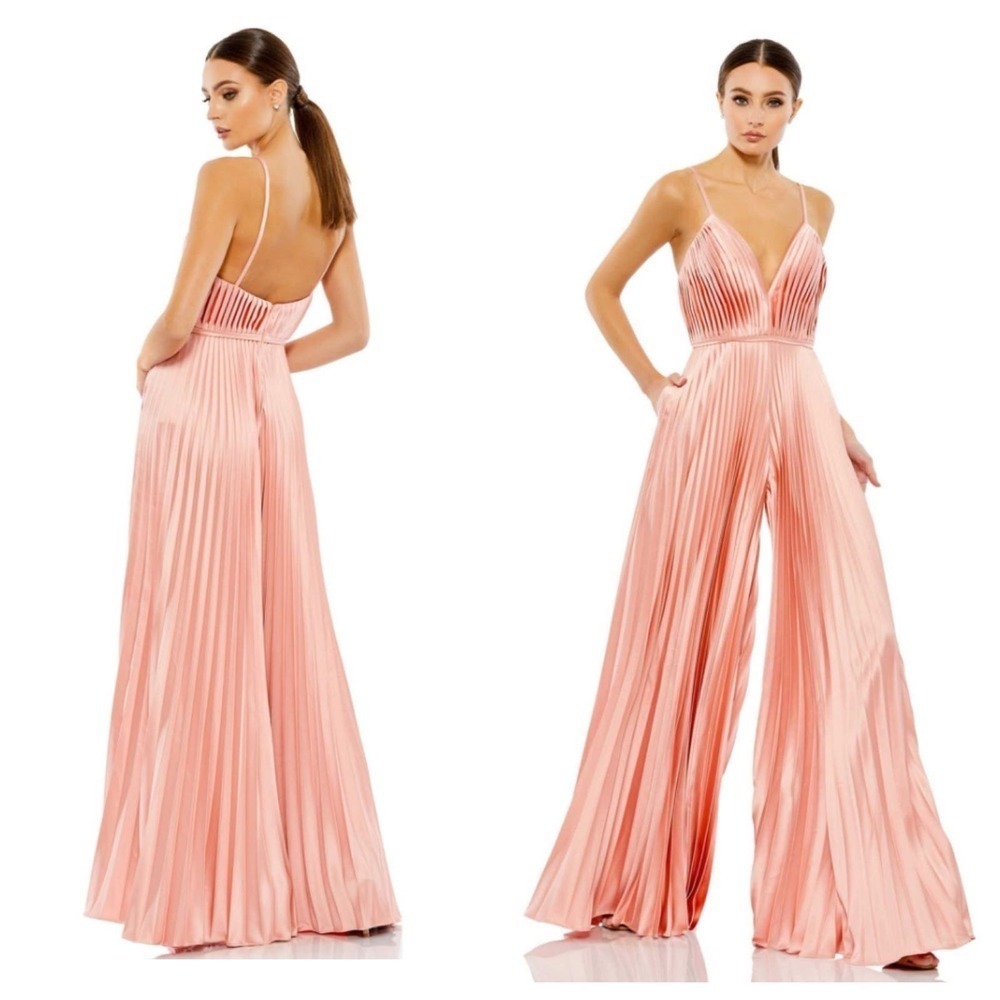 Mac Duggal Pleated Plunge Neck Wide Leg Jumpsuit Size 0 Nwt
